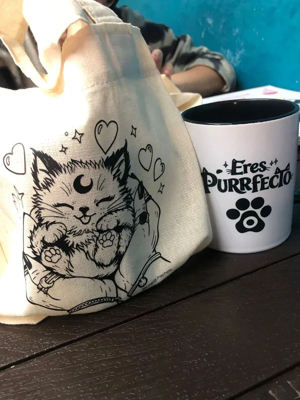 Taza Purrfecto y tote bag - Colecta AMAullidos